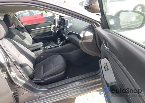 2021 Nissan Altima Sv Fwd z USA, uszkodzony, nr VIN 1N4BL4DV9MN412798